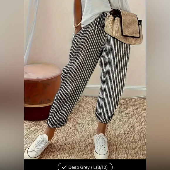 Gray/White Pinstripe pull onNice fit. Can foldup. Large left.Polyester Very Cute - Picture 2 of 5